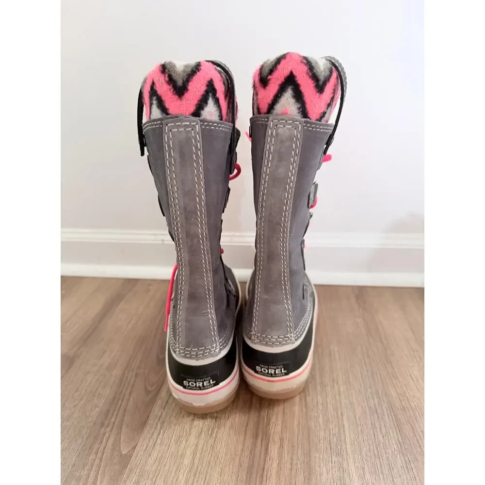The Sorel Women's Joan of Arctic Knit II Pink White Snow Boots-Size 7